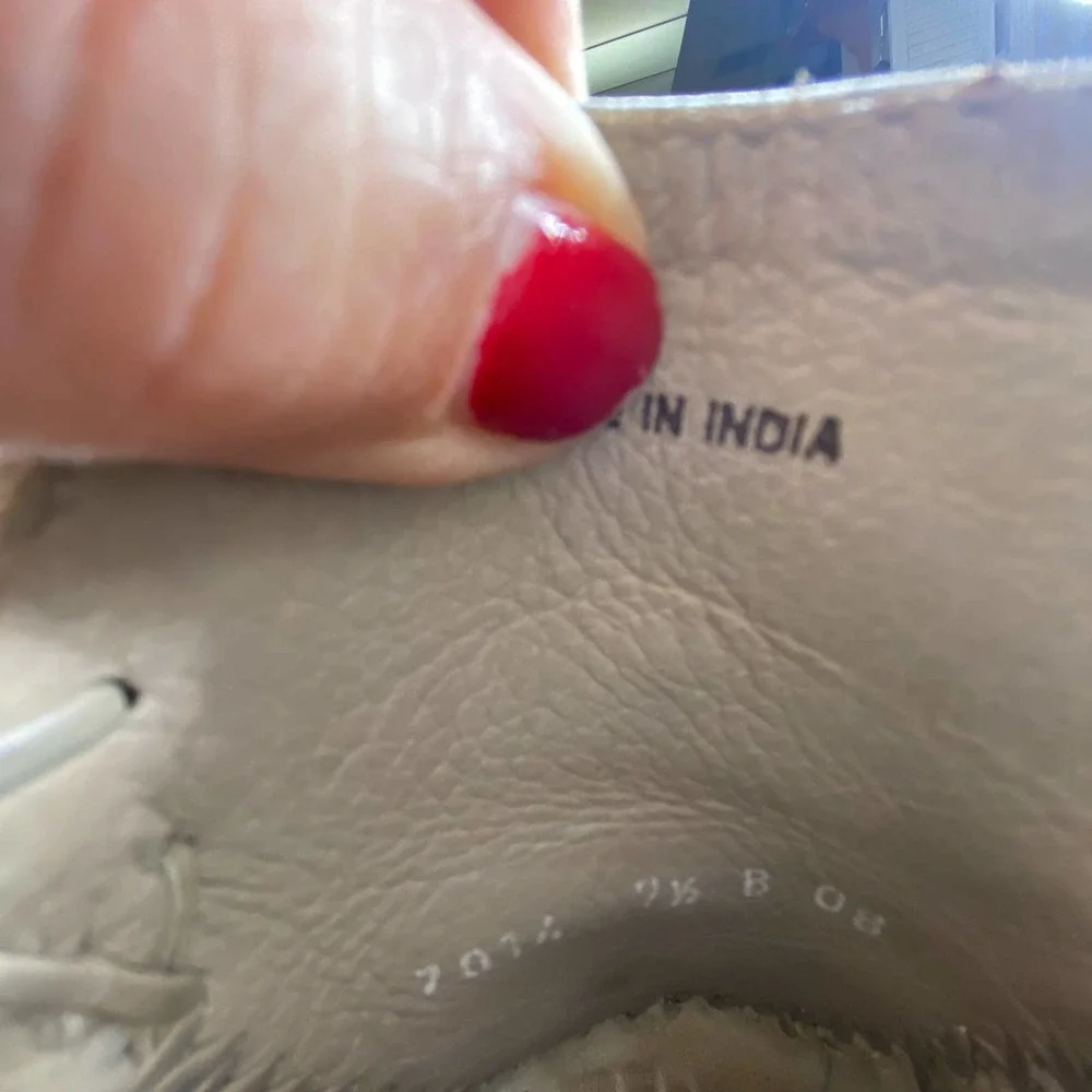 Cole Haan Light Grey Tassle Penny Loafers B597 Size 7.5